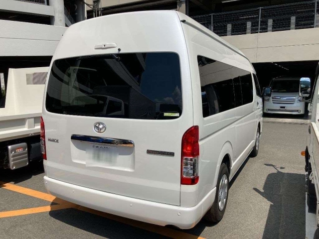 TOYOTA HIACE 2025