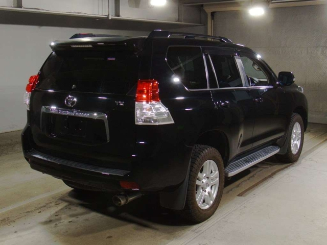 TOYOTA LAND CRUISER PRADO 2013
