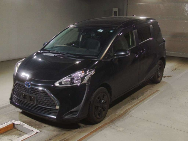 TOYOTA SIENTA 2021