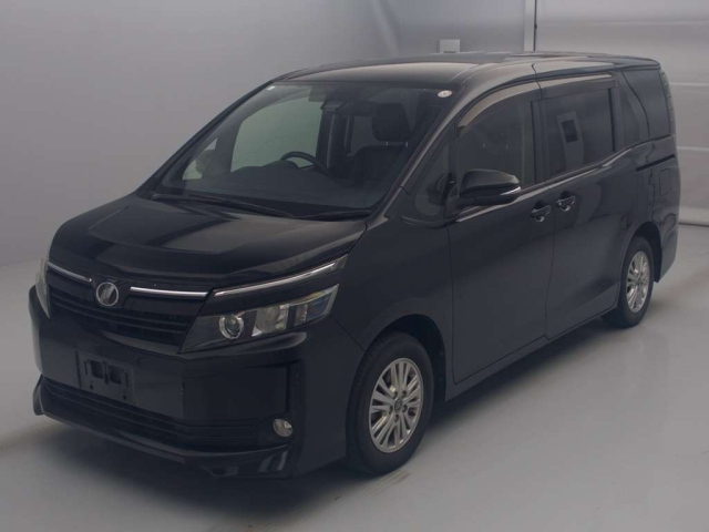 TOYOTA VOXY 2016