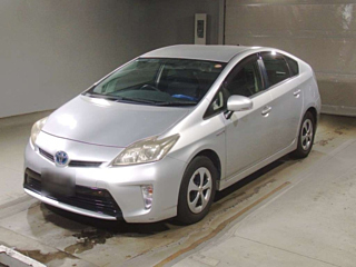 TOYOTA PRIUS 2013