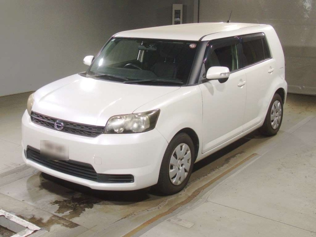 TOYOTA COROLLA RUMION 2010