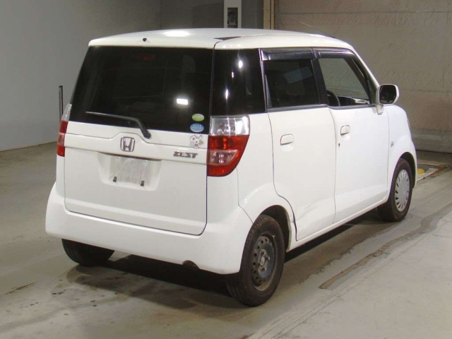 HONDA ZEST 2009
