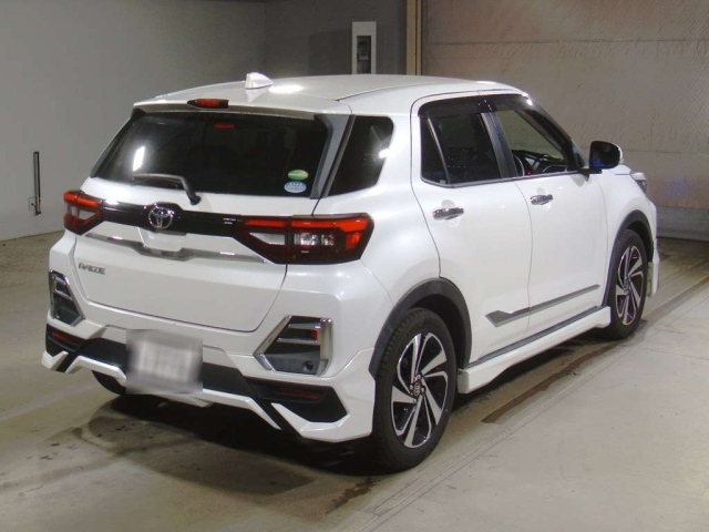 TOYOTA RAIZE 2021