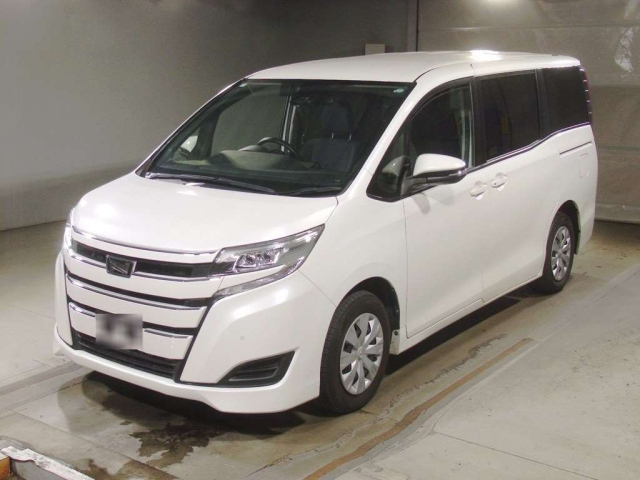 TOYOTA NOAH 2021