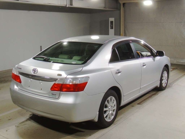 TOYOTA PREMIO 2009