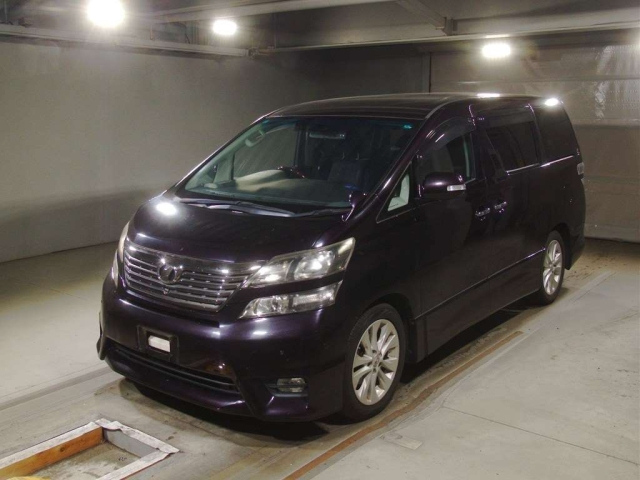 TOYOTA VELLFIRE 2011