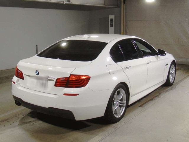 BMW 5 SERIES 2016