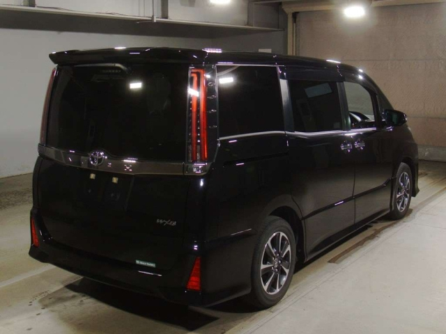 TOYOTA NOAH 2020