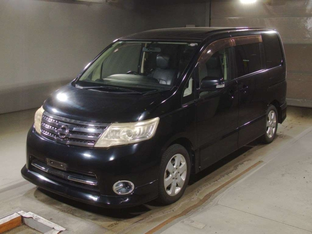 NISSAN SERENA 2010