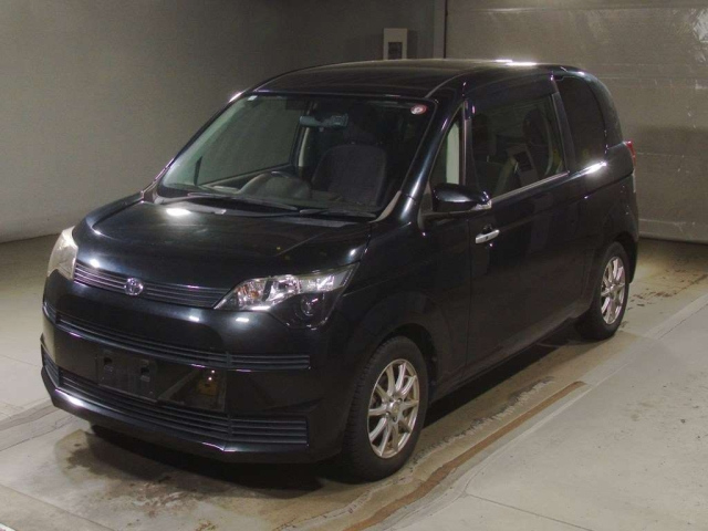 TOYOTA SPADE 2014