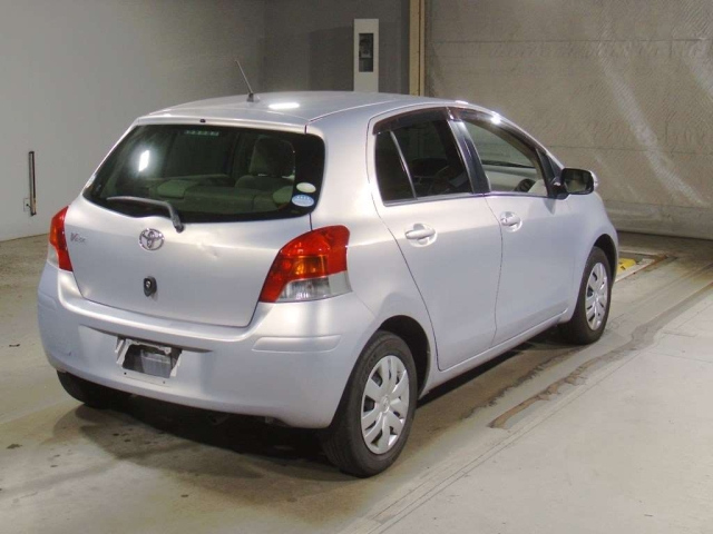 TOYOTA VITZ 2009