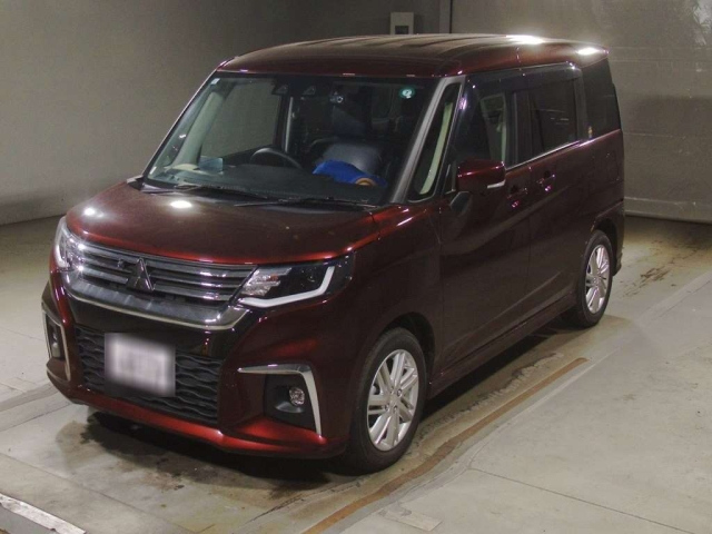 MITSUBISHI DELICA D2 2024