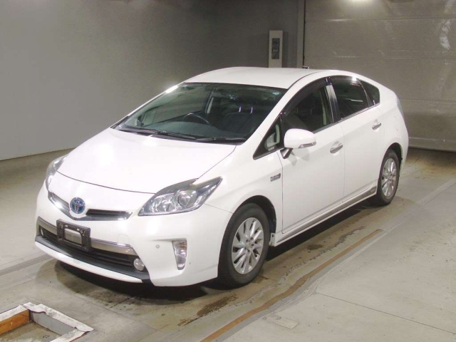 TOYOTA PRIUS PHV 2015