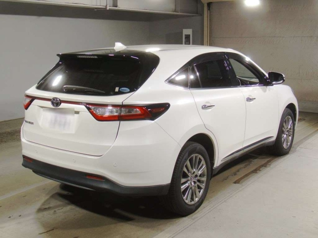 TOYOTA HARRIER 2019