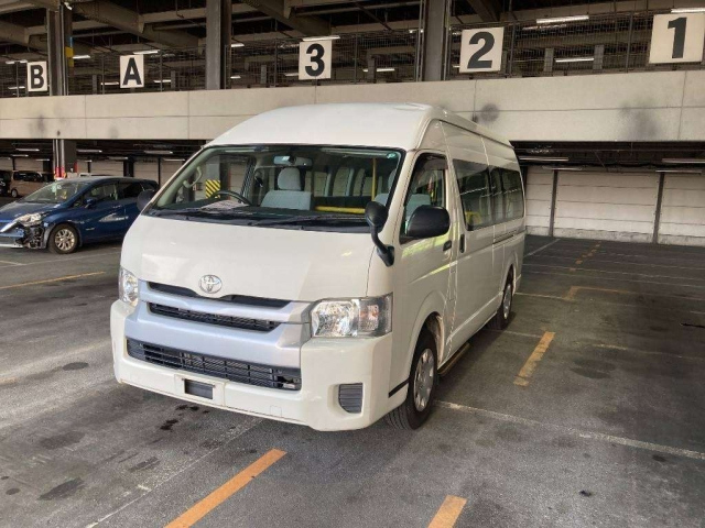 TOYOTA HIACE 2014