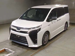 TOYOTA VOXY 2018