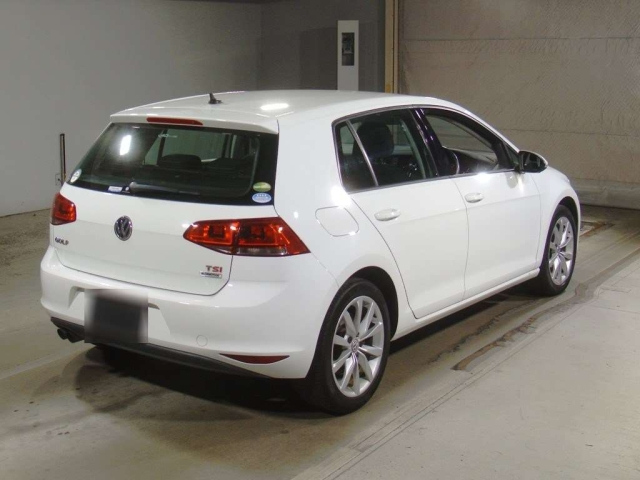 VOLKSWAGEN GOLF 2014