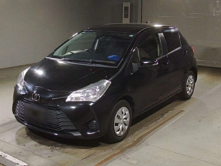 TOYOTA VITZ 2017