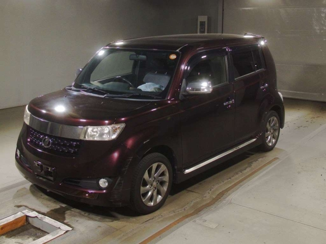 TOYOTA BB 2015