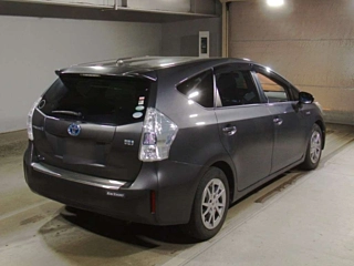 TOYOTA PRIUS ALPHA 2014
