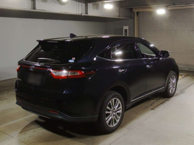 TOYOTA HARRIER 2017