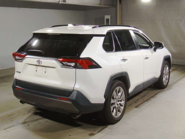 TOYOTA RAV4 2021