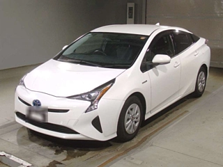 TOYOTA PRIUS 2018
