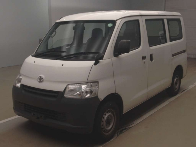 TOYOTA LITE ACE VAN 2013