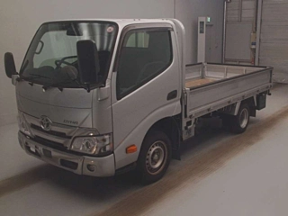 TOYOTA DYNA 2023