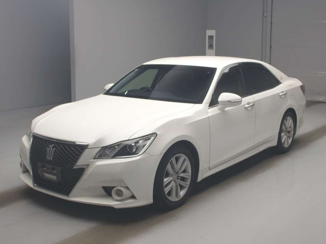 TOYOTA CROWN 2013