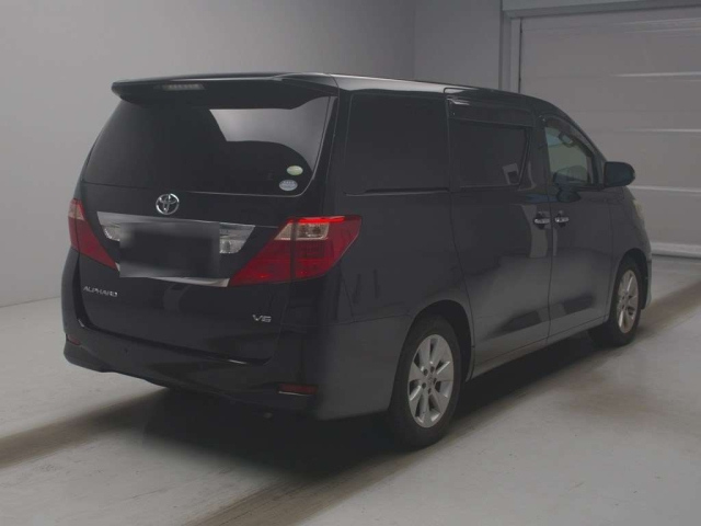 TOYOTA ALPHARD 2010