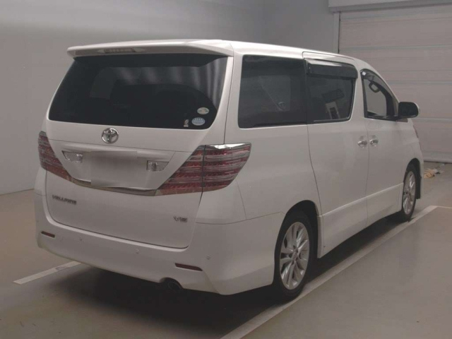 TOYOTA VELLFIRE 2009