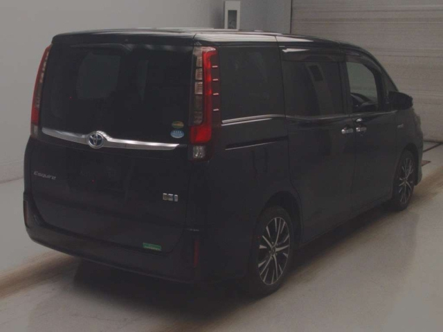 TOYOTA ESQUIRE 2015