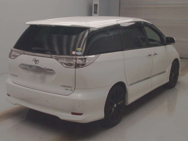 TOYOTA ESTIMA 2014