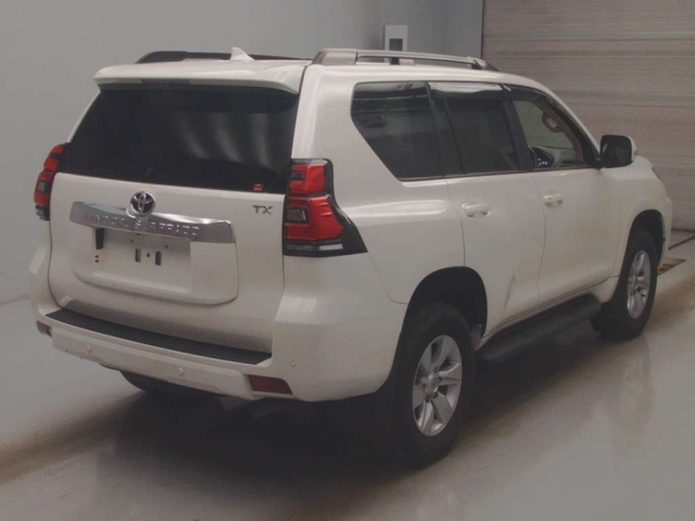 TOYOTA LAND CRUISER PRADO 2022