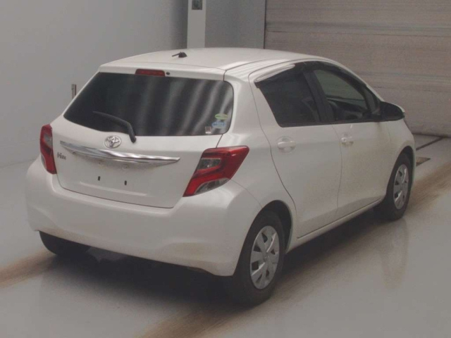 TOYOTA VITZ 2014