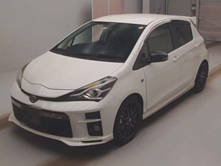 TOYOTA VITZ 2018