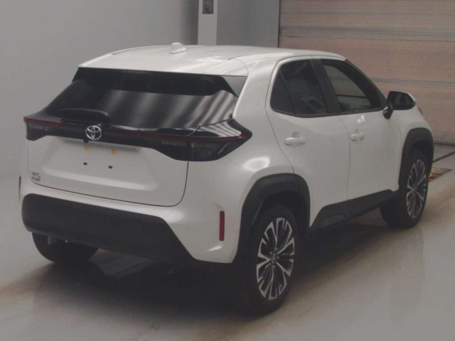 TOYOTA YARIS CROSS 2023