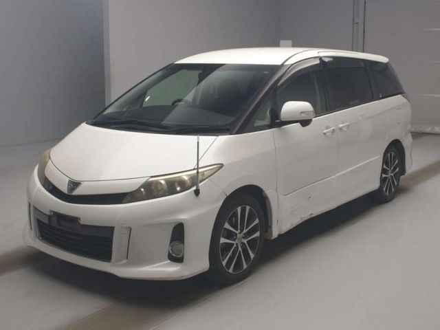 TOYOTA ESTIMA 2013