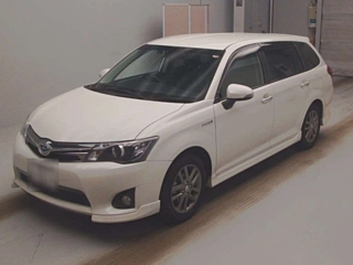 TOYOTA COROLLA FIELDER 2015