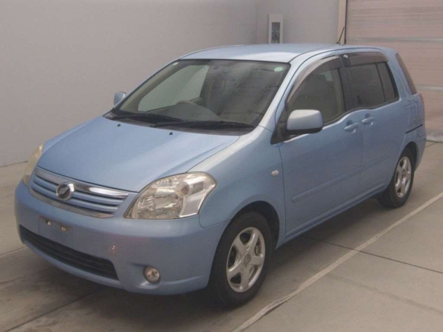 TOYOTA RAUM 2008