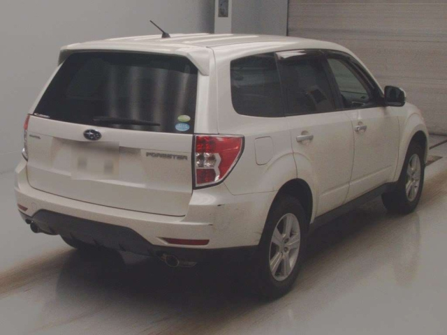 SUBARU FORESTER 2011