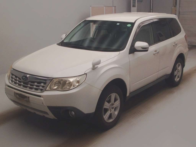 SUBARU FORESTER 2011