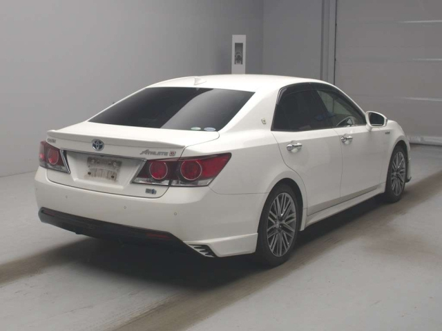 TOYOTA CROWN 2017