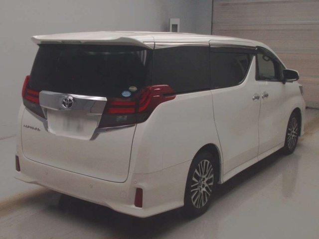 TOYOTA ALPHARD 2015