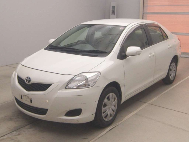 TOYOTA BELTA 2012