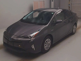 TOYOTA PRIUS 2016