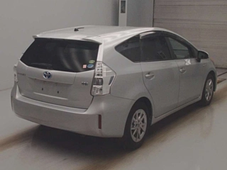 TOYOTA PRIUS ALPHA 2014