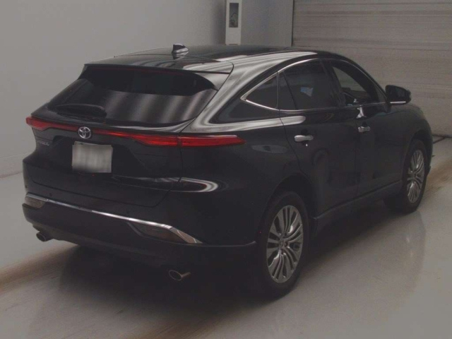 TOYOTA HARRIER 2022